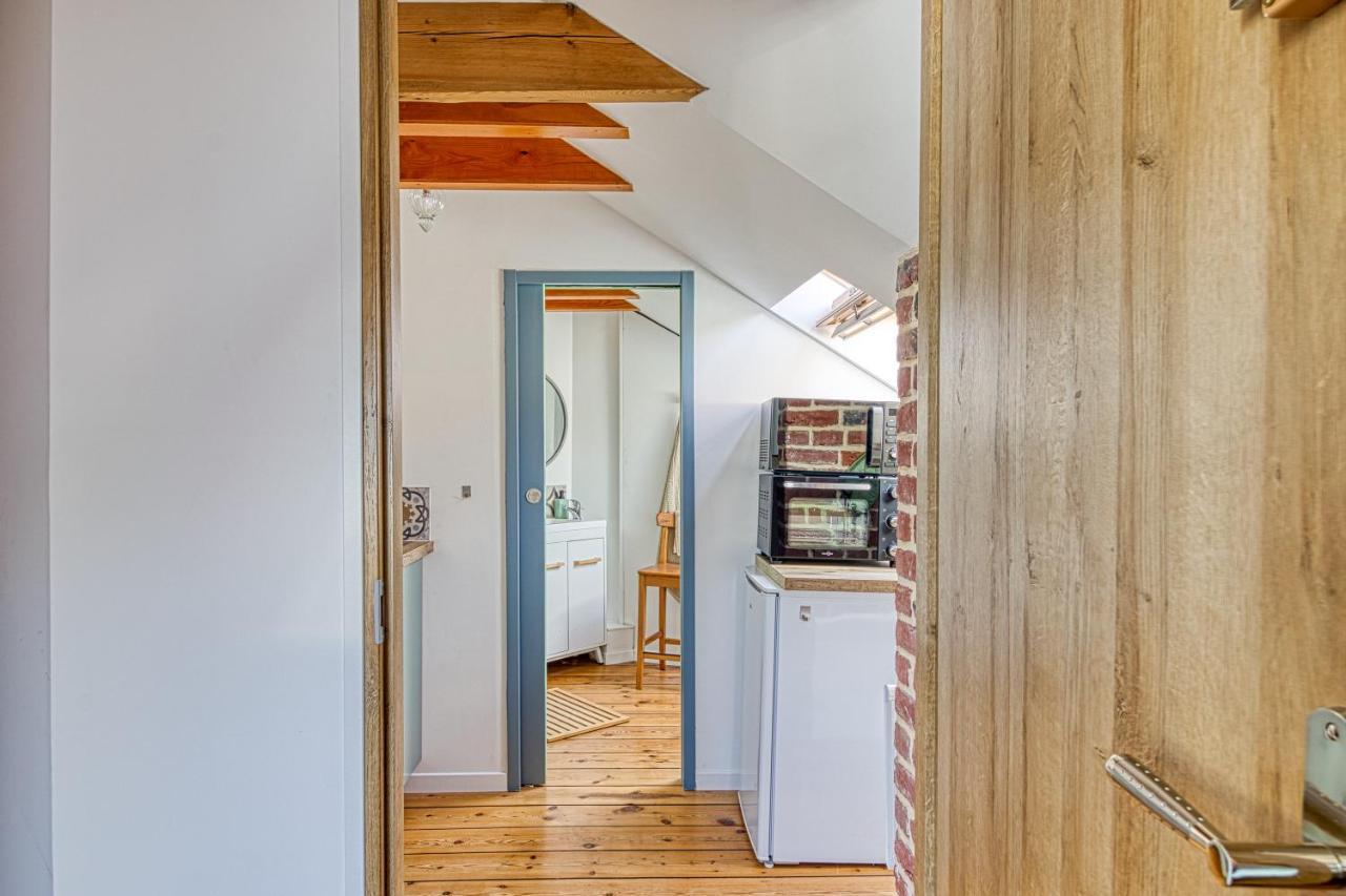 Le Verlaine - Appt Charmant Cosy Idealement Situe Calais Bagian luar foto